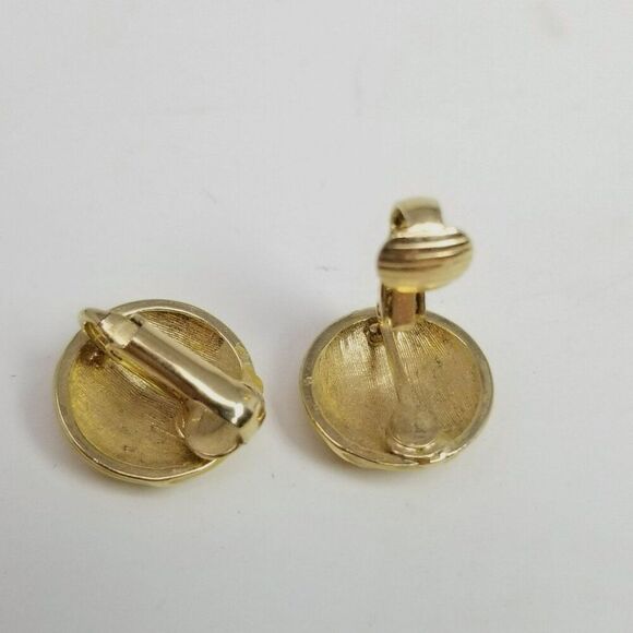 Vintage Yellow Enamel Round Clip On Earrings, Spiral Pinwheel Design, Estate - Picture 3 of 6